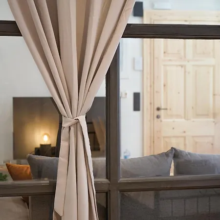 アパート Estia Apartment, Old Town