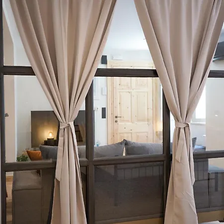 Lejlighed Estia Apartment, Old Town *