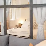 Estia Apartment, Old Town Apartament *