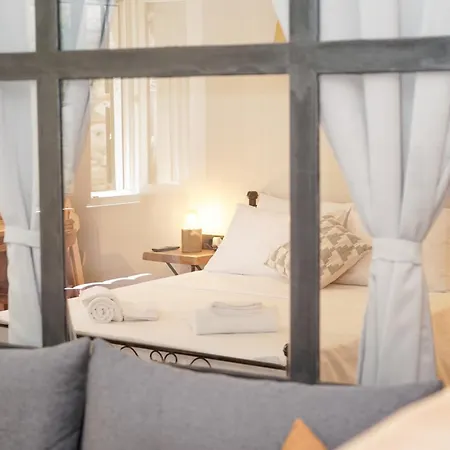 Estia Apartment, Old Town 아파트 *